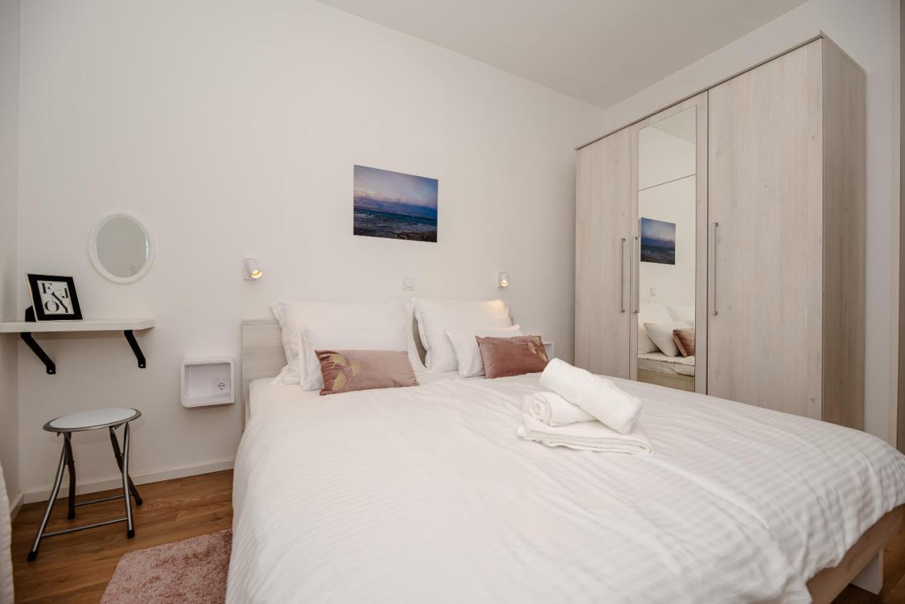 Villa Sportiva Zadar With Private Heated Pool 外观 照片