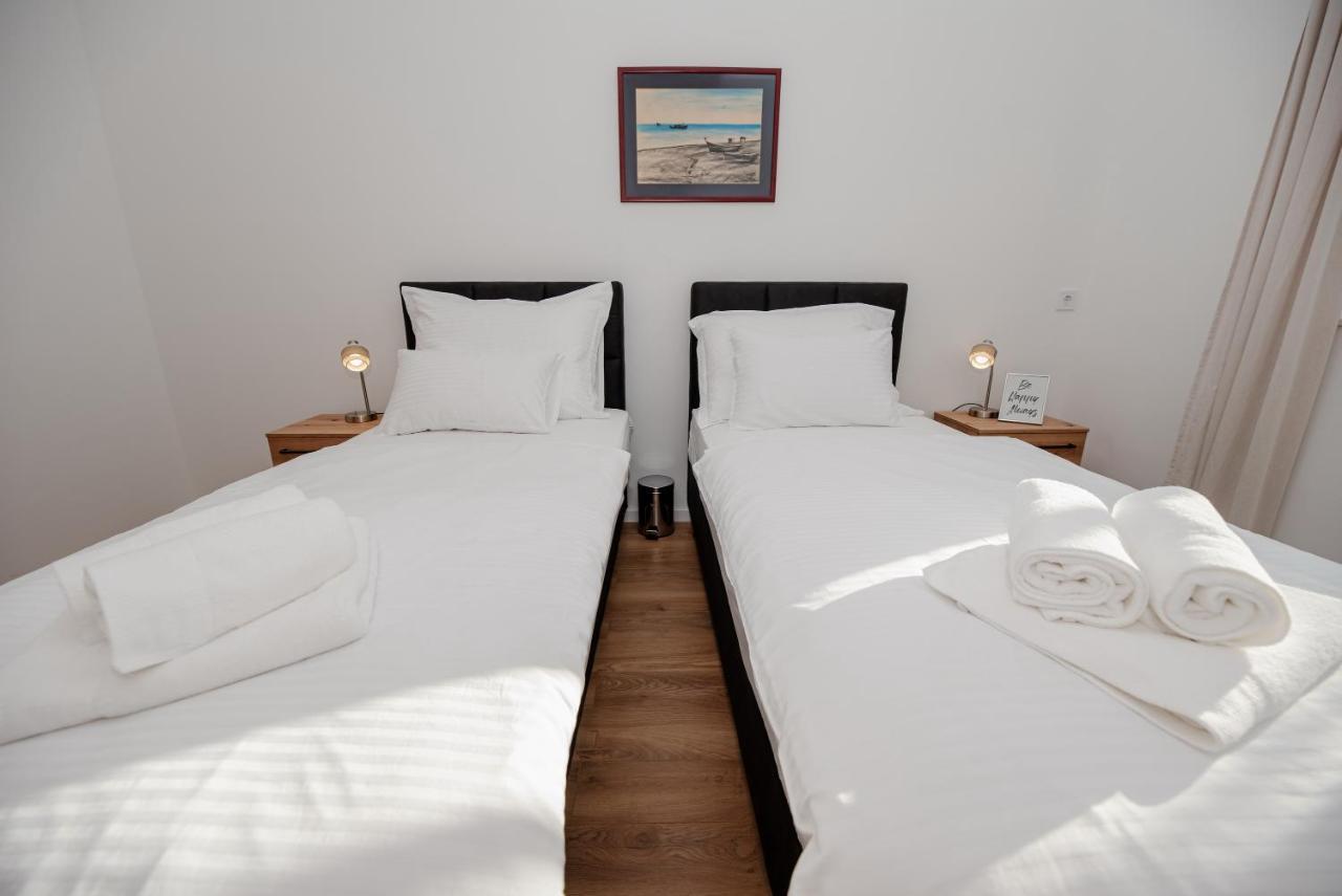 Villa Sportiva Zadar With Private Heated Pool 外观 照片