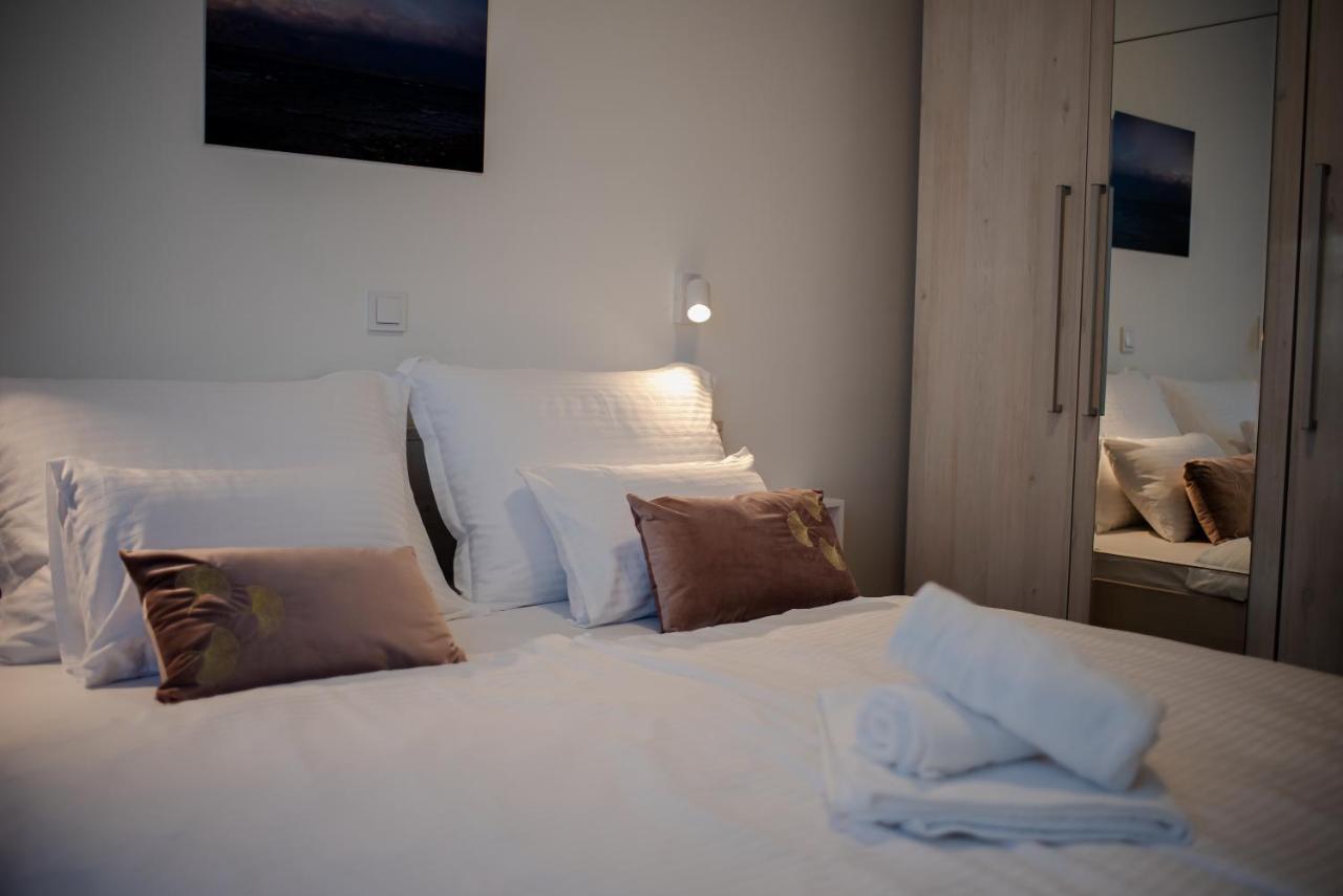 Villa Sportiva Zadar With Private Heated Pool 外观 照片