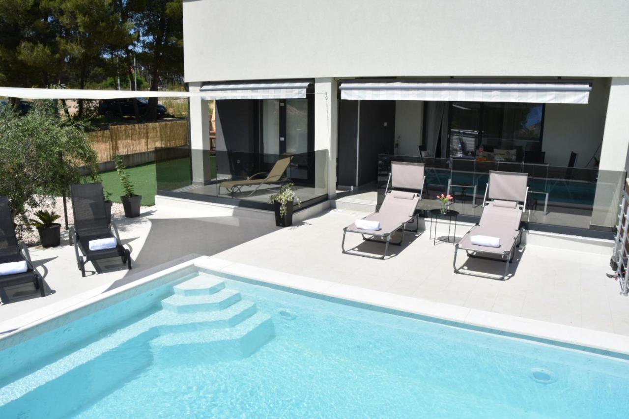 Villa Sportiva Zadar With Private Heated Pool 外观 照片